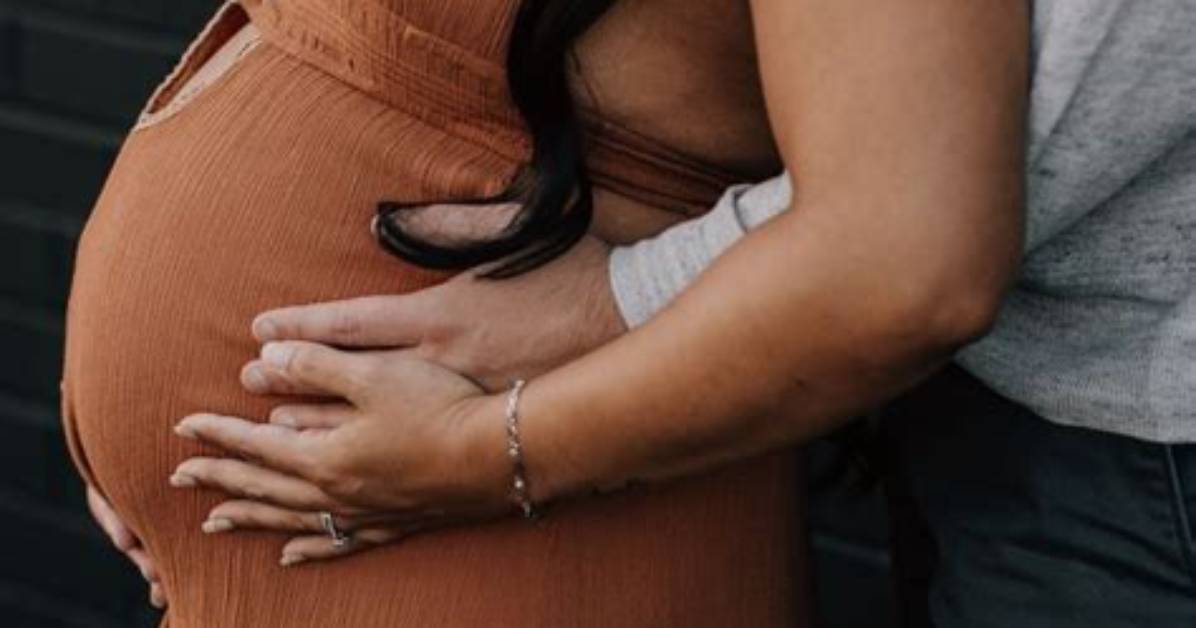 100+ Maternity Photo Captions for Instagram Pics of Your Pregnancy