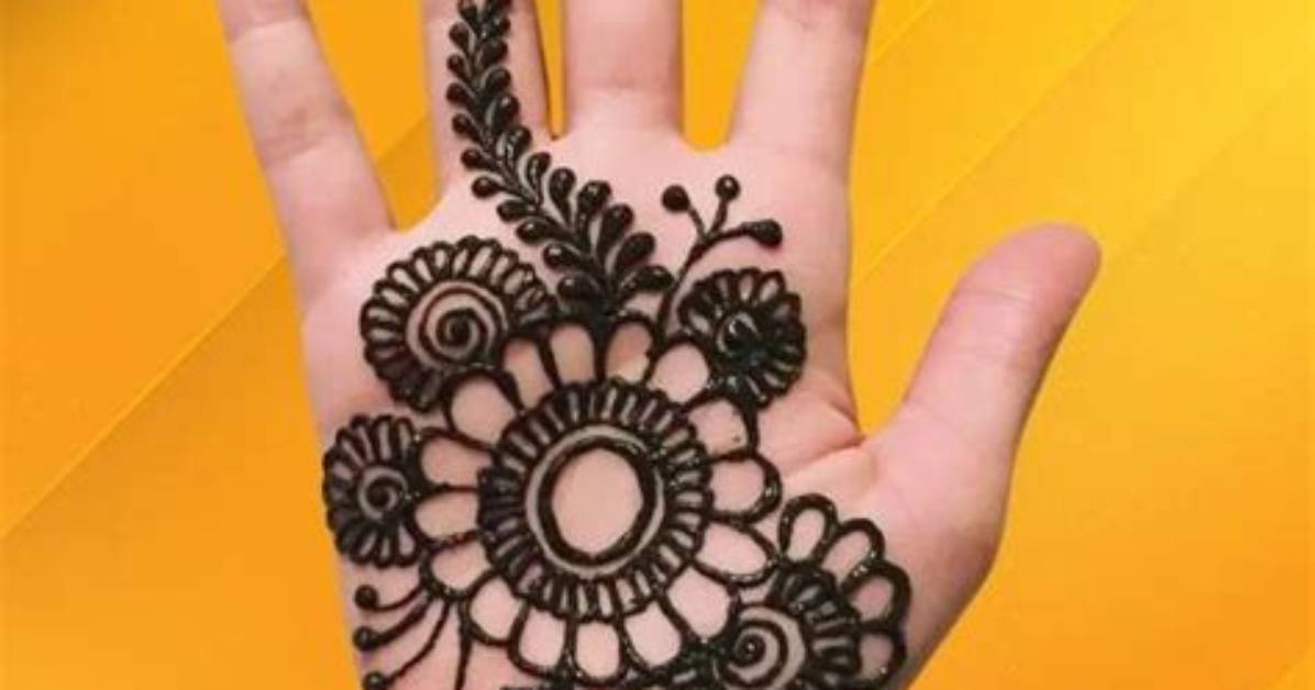 20 Cute and Simple Mehndi Designs for Kids Hands and Legs