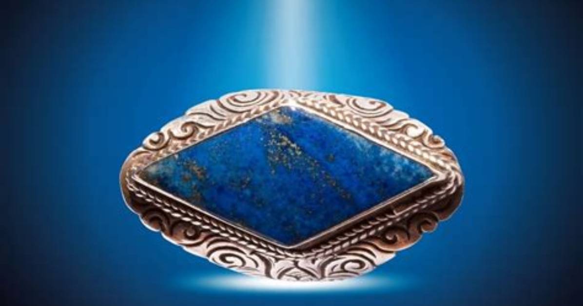 22 Benefits of Healing Azurite Stone