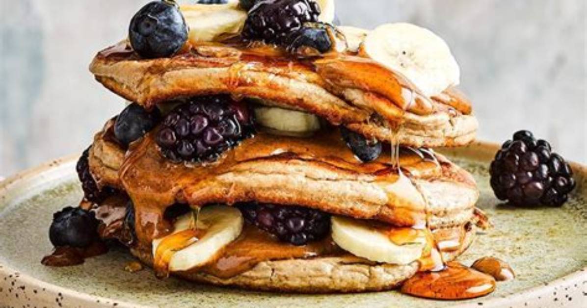 4-Ingredient Foolproof Banana Protein Pancakes (& 5 More Protein Pancake Recipes)