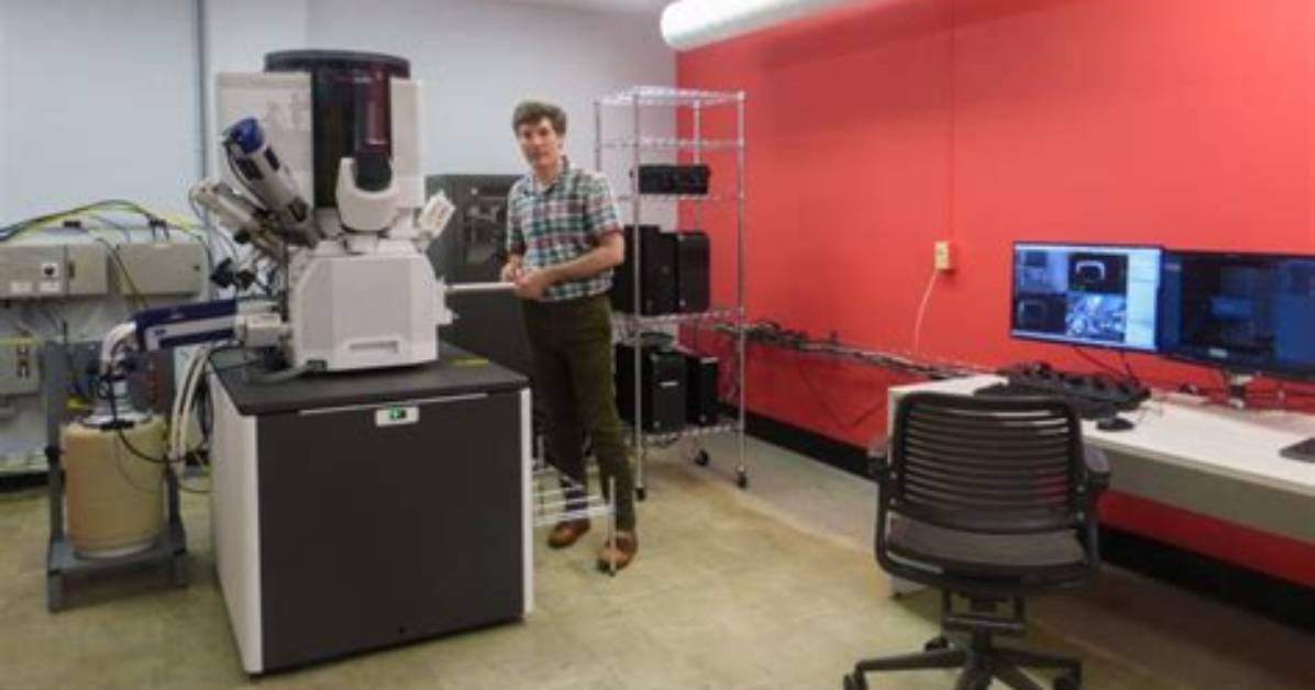 A New Electron Microscope Opens Avenues of Discovery