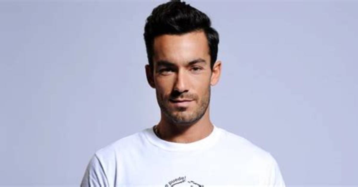 Aaron Diaz Net Worth