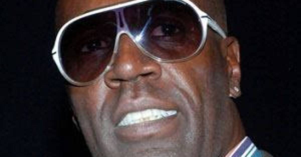 Aaron Hall (Soul Singer) - Age, Birthday, Bio, Facts, Family, Net Worth, Height & More