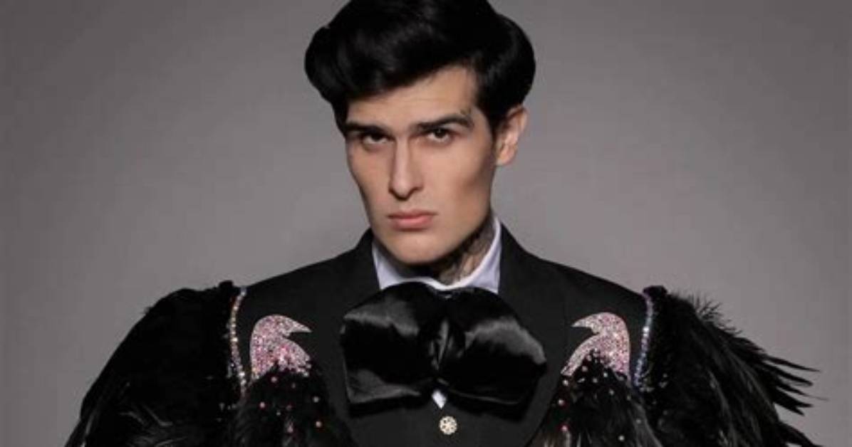 Adriel Favela