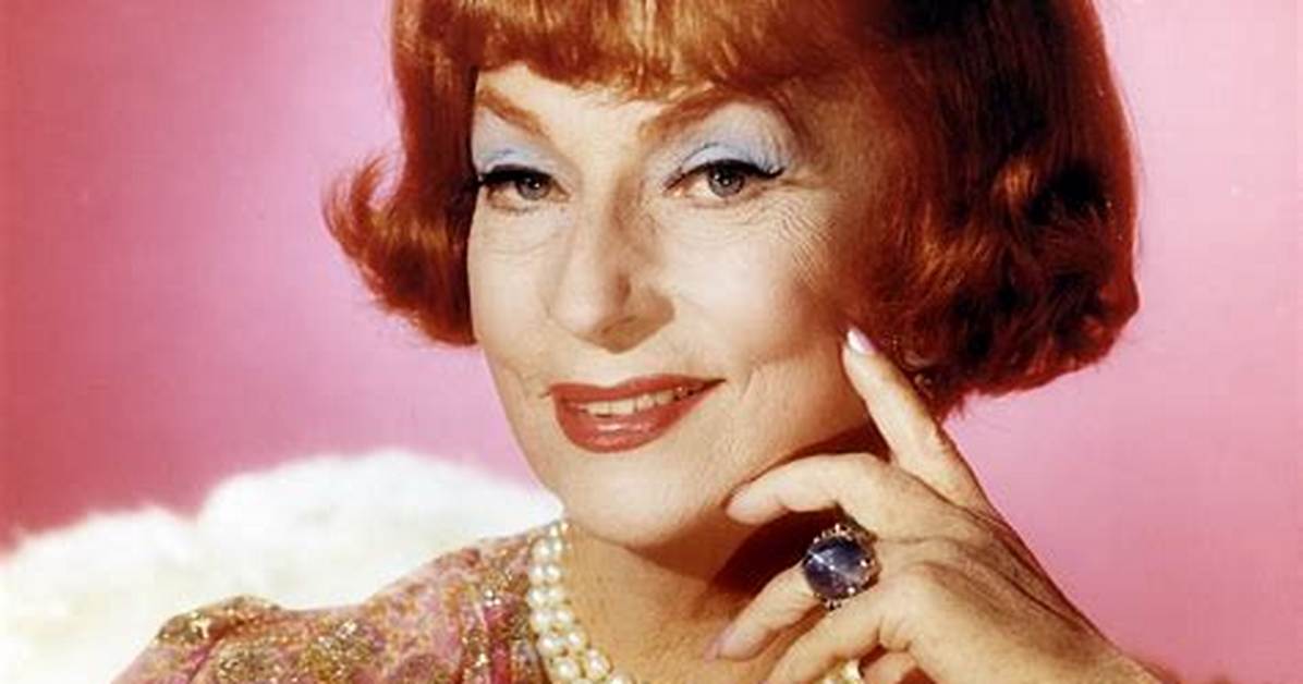 Agnes Moorehead