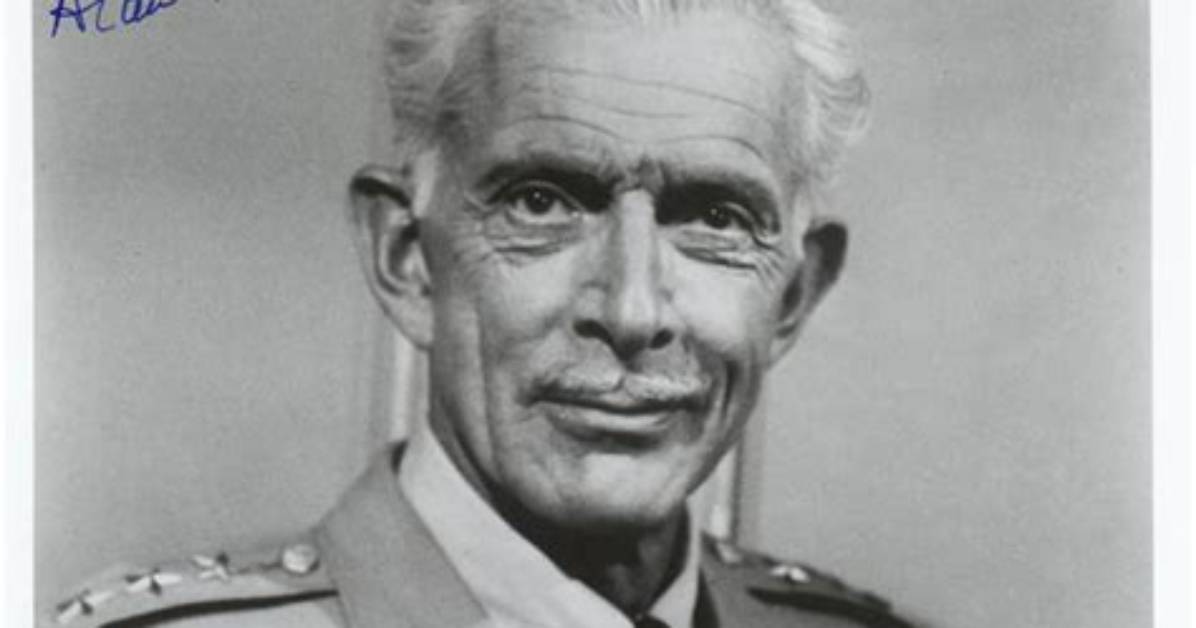 Alan Napier Net Worth