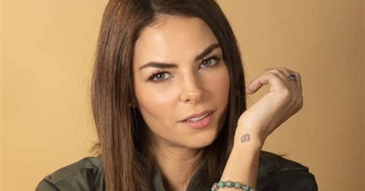 Alejandra Robles Gil