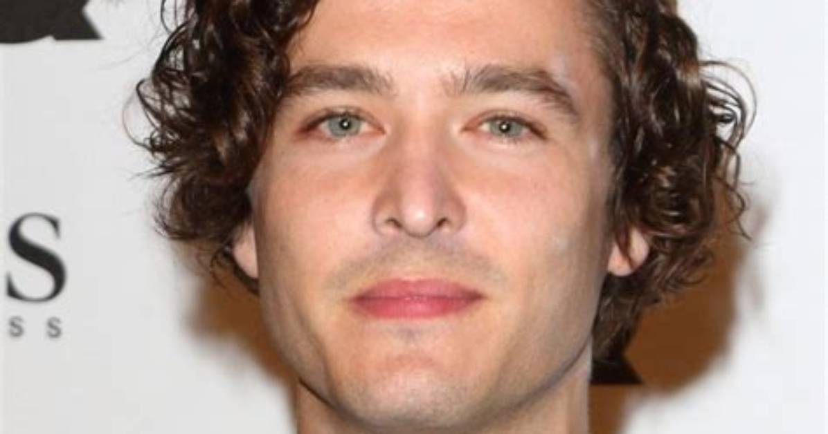 Alexander Vlahos
