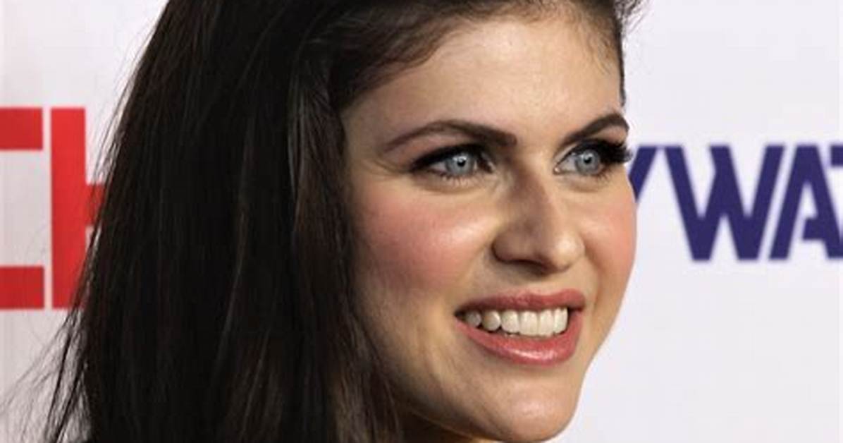 Alexandra Powers Net Worth
