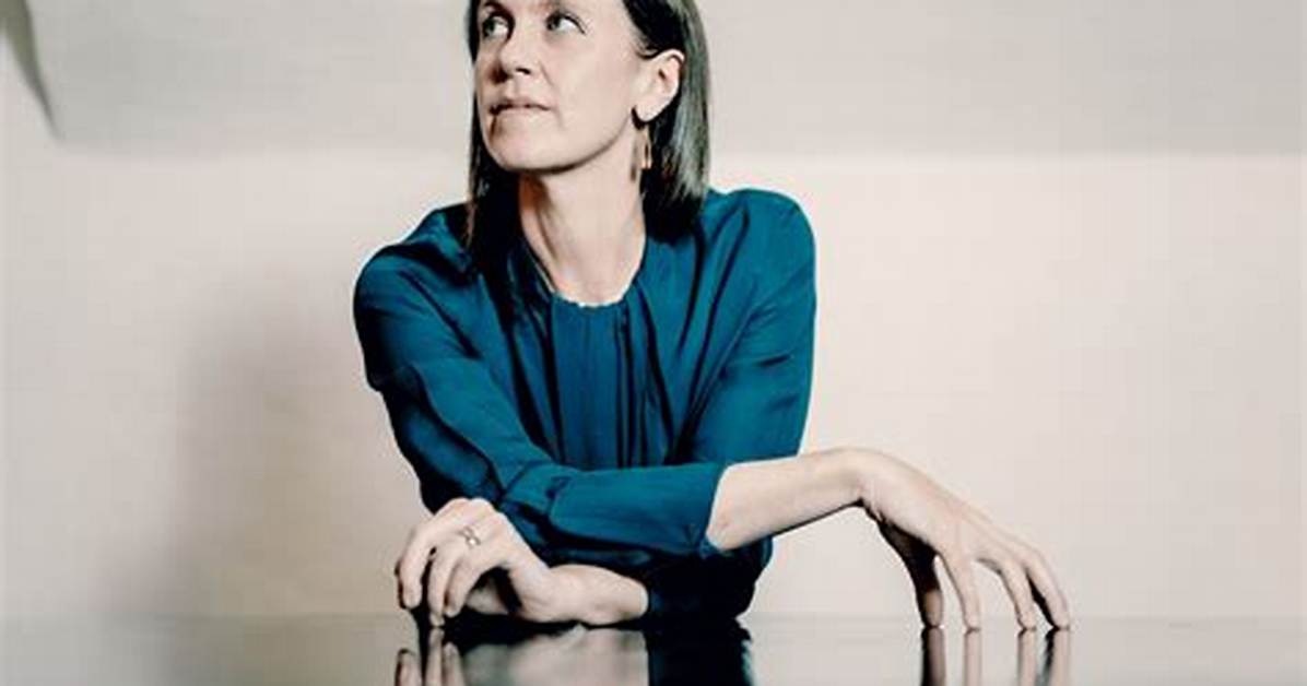 Alison Gill
