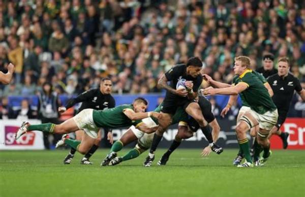 All Blacks Claim Resounding Win over Springboks at Mt Smart
