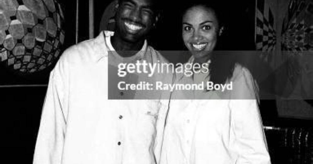Amel Larrieux