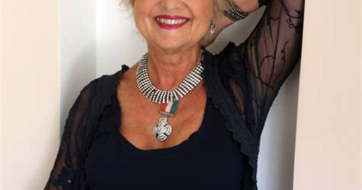 Amy Holland