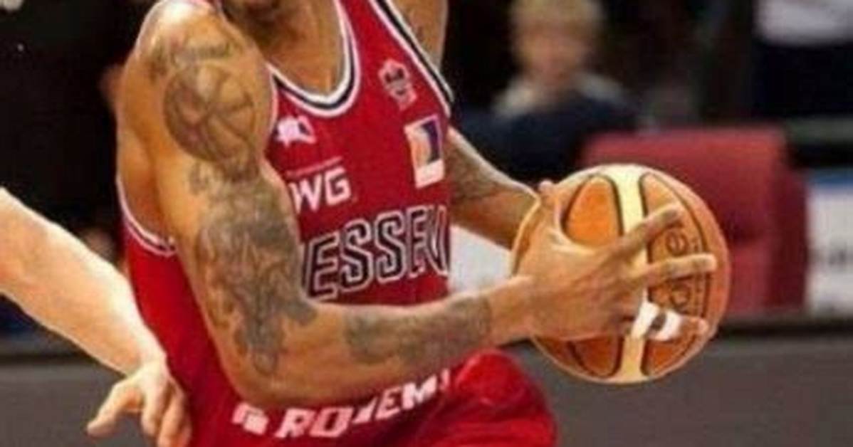 Andre Marhold Biography