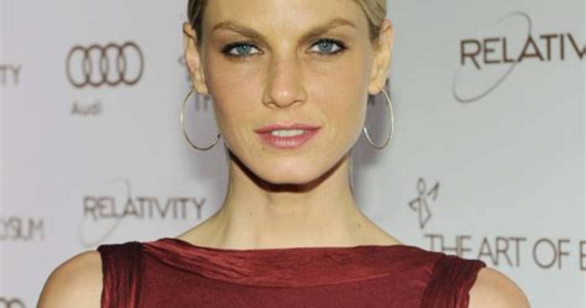 Angela Lindvall