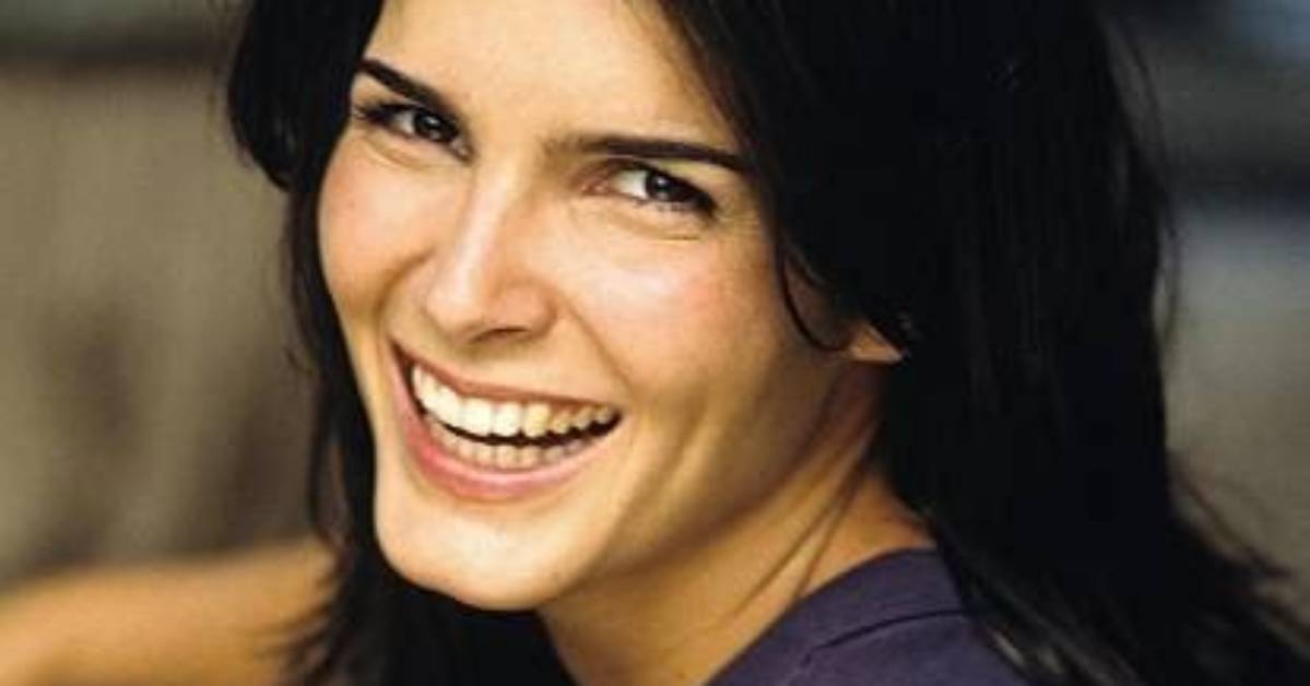 Angie Harmon