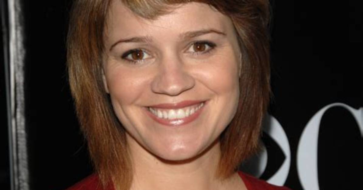 Anna Belknap Net Worth