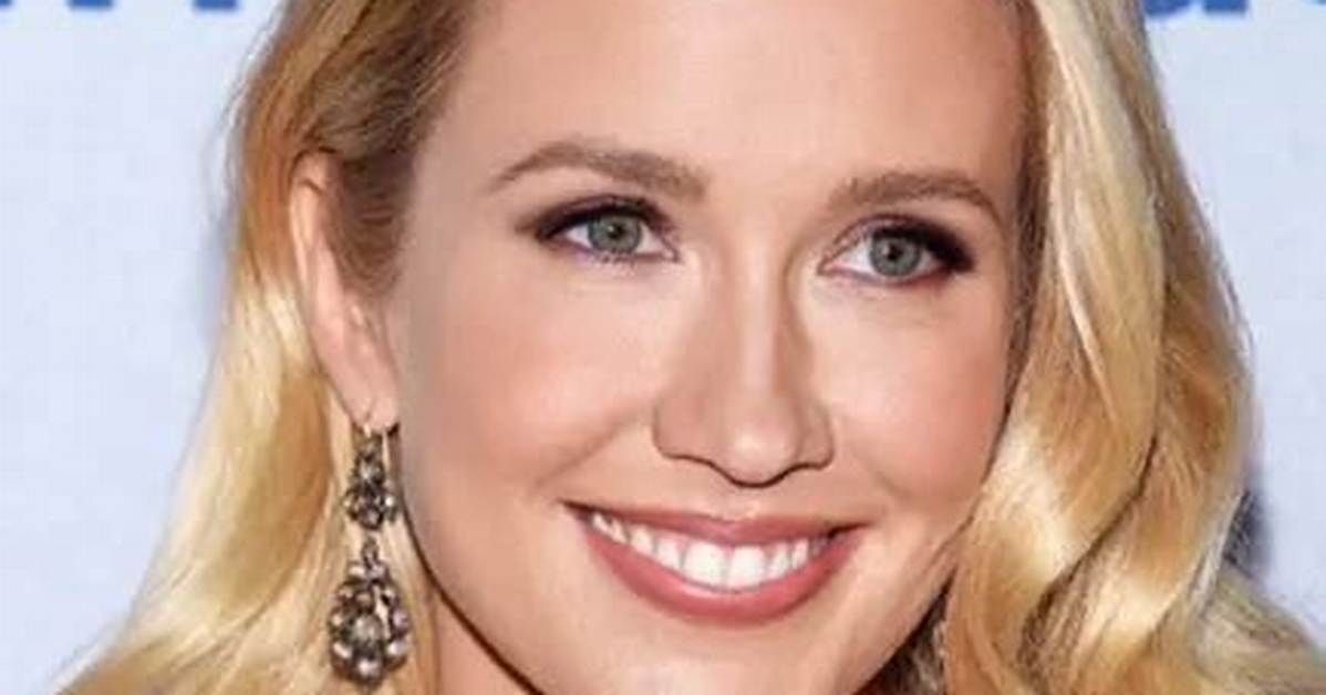 Anna Camp (Actress) Net Worth