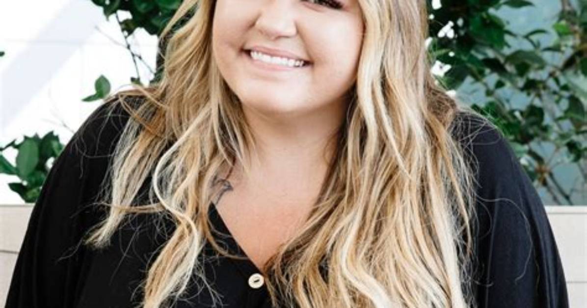 Anna Todd Net Worth 2024