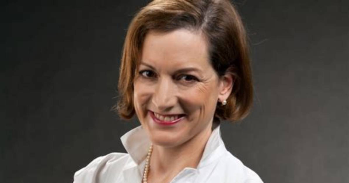 Anne Applebaum Net Worth