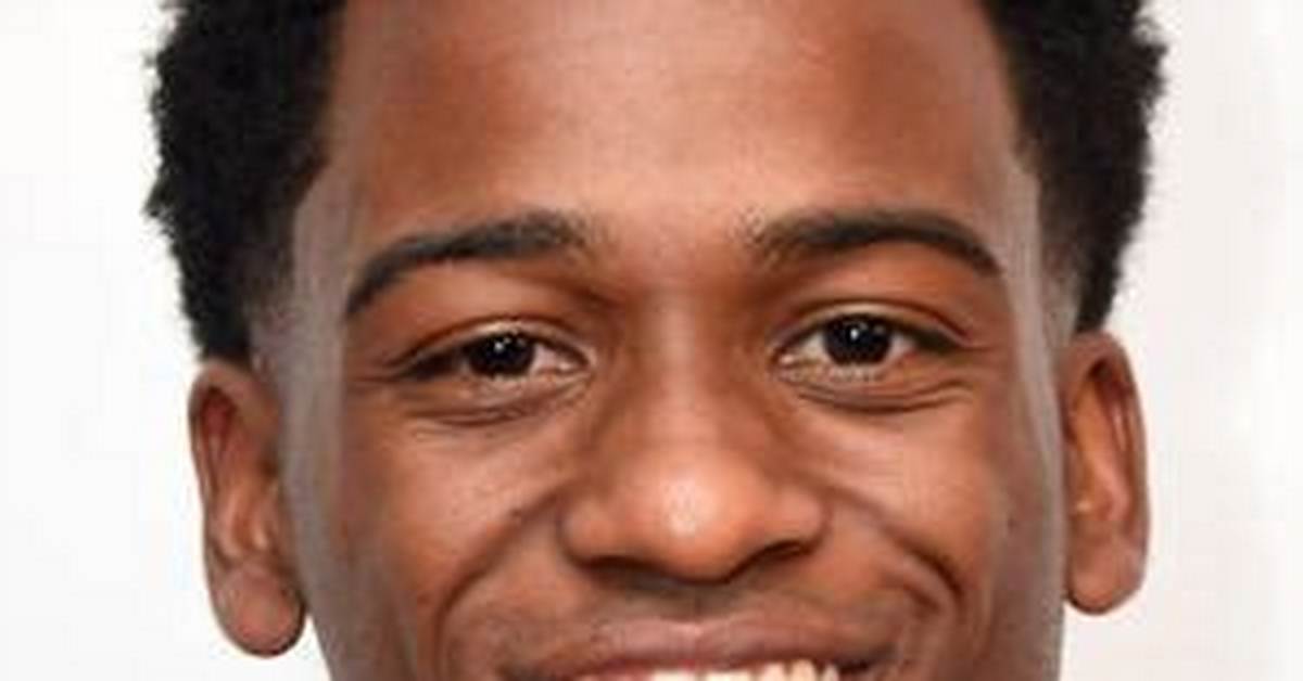 Antonio J Bell