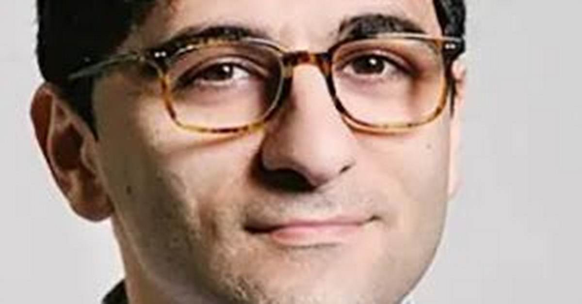 Arash Ferdowsi Net Worth 2024