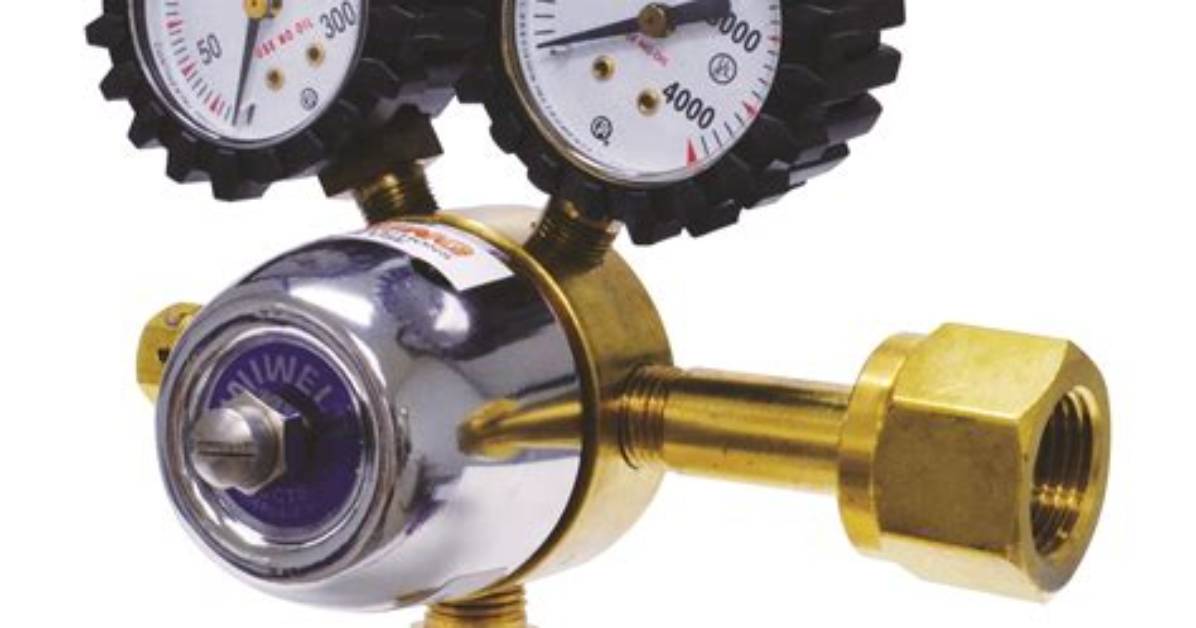 Are Co2 and Nitrogen Regulators the Same