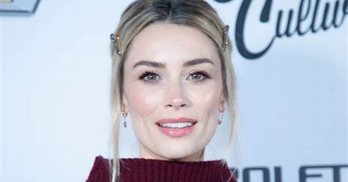 Arielle Vandenberg
