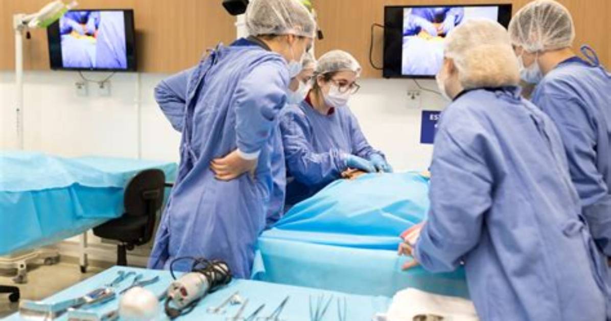 Autopsy Technician