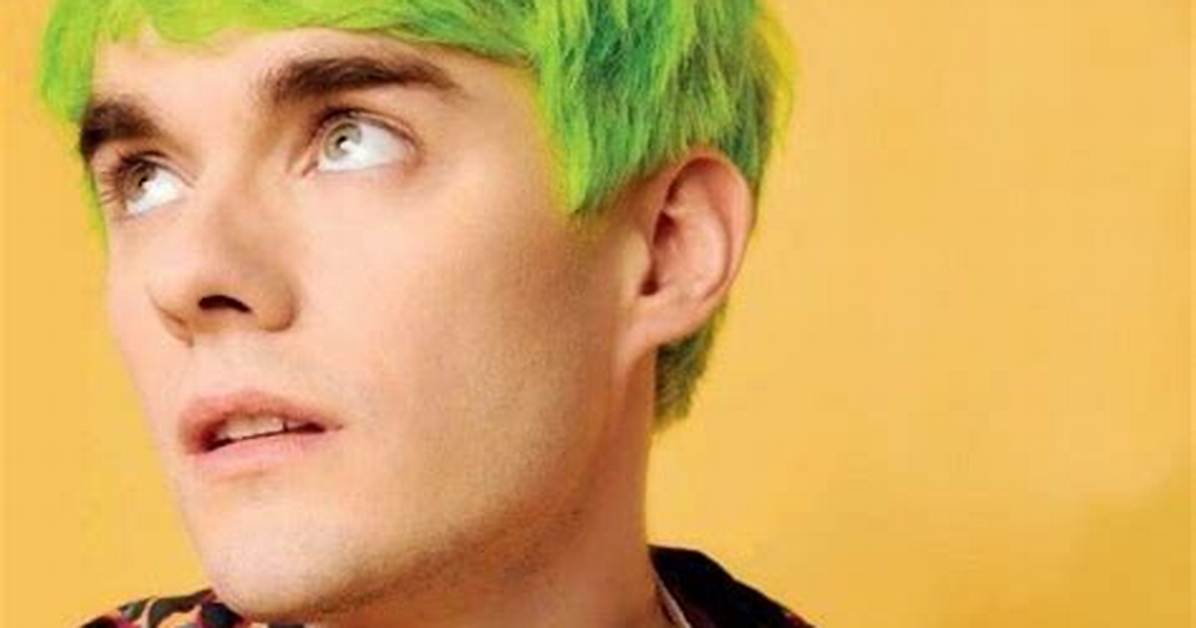Awsten Knight