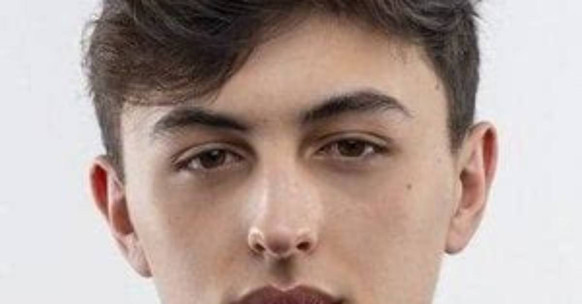 Beaulo (Youtube Star) - Age, Birthday, Bio, Facts, Family, Net Worth, Height & More