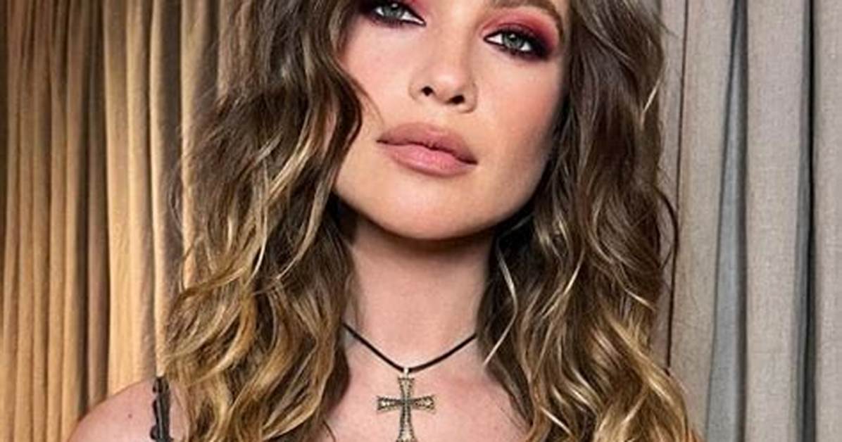 Behati Prinsloo Net Worth
