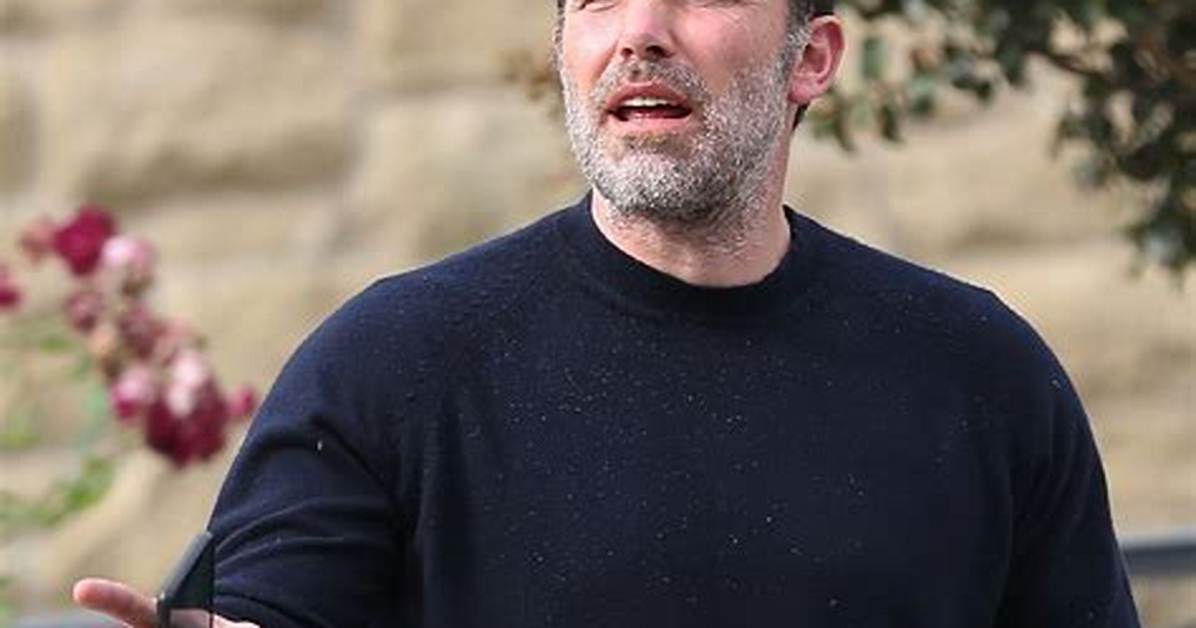 Ben Affleck's Body Transformation Is Brutal Af