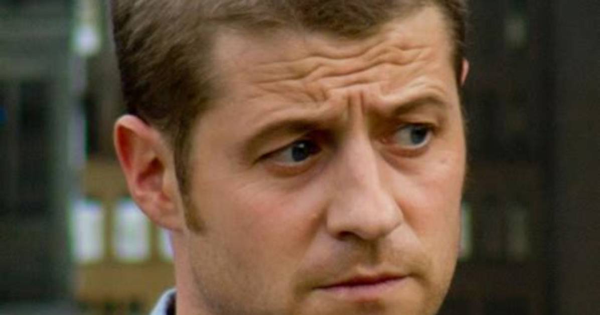 Benjamin Mckenzie - Bio, Net Worth, Height