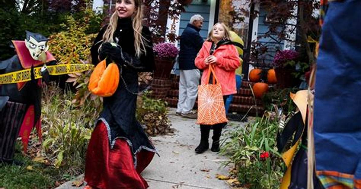 Berkshire County Trick-or-Treat Times | Macaroni Kid Berkshires