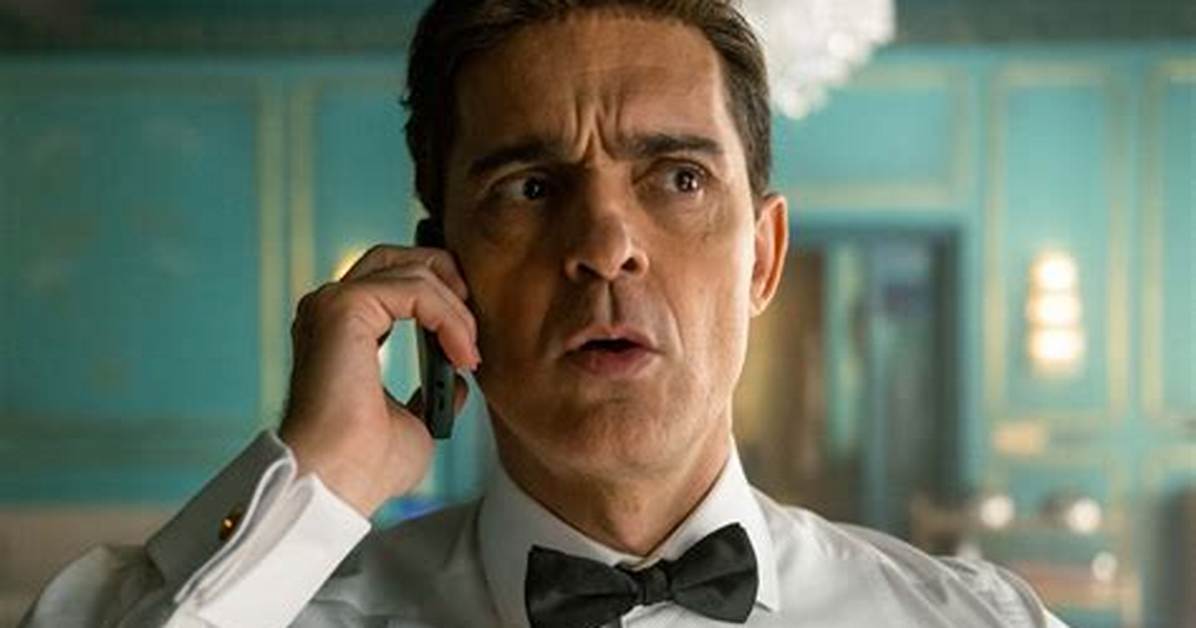 'Berlin' Star Pedro Alonso on Revisiting His 'Money Heist' Character