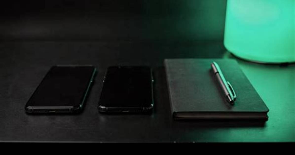 Best Answer: How Do You Stop Android Apps from Moving?