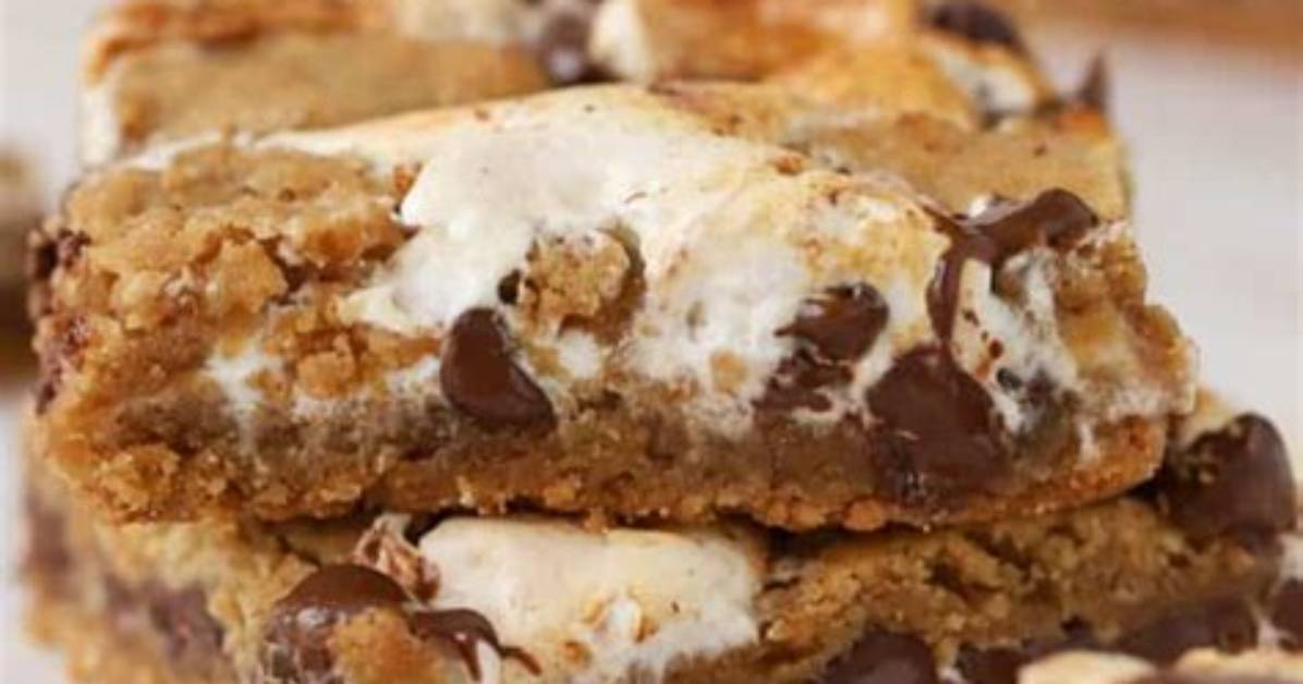 Best S'mores Bars - Celebrating Sweets