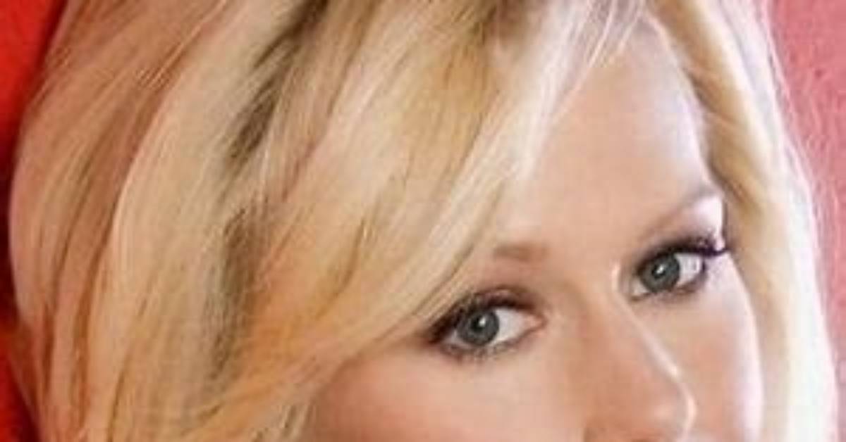 Beverly Lynne