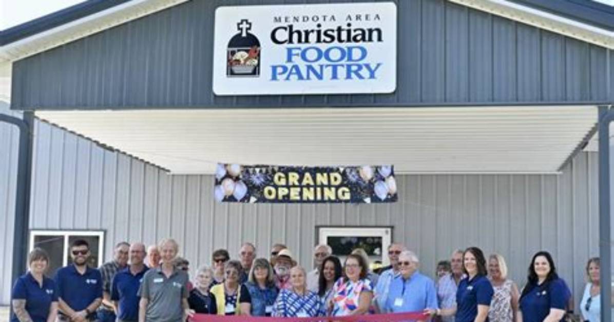 Bg Christian Food Pantry Has Ribbon Cutting