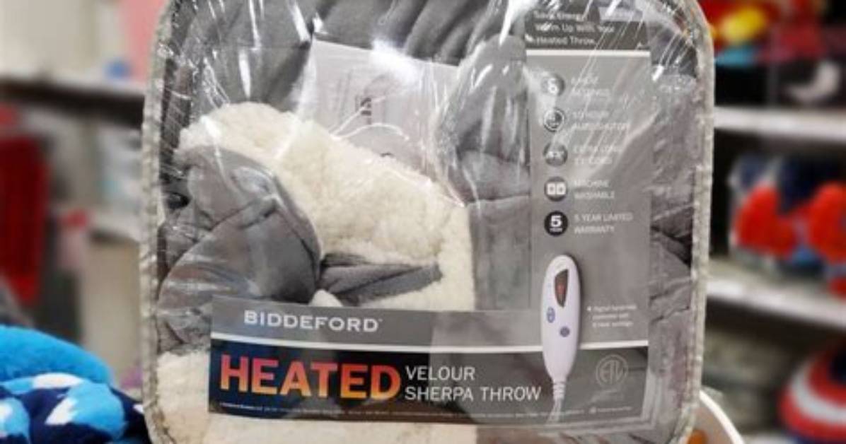 Biddeford Heated Throw Blinking