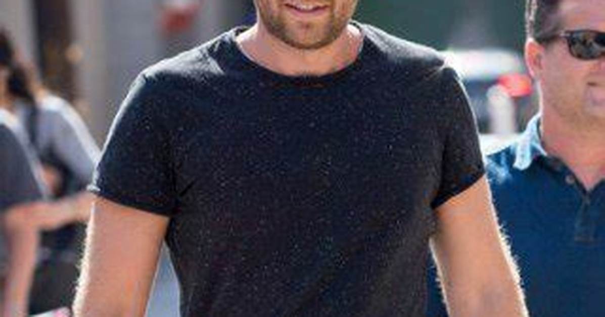 Brett Eldredge Height - Celebsheight. Org