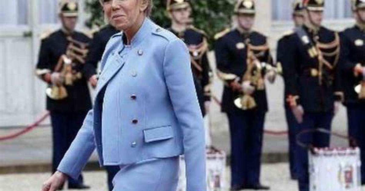 Brigitte Macron - Bio, Net Worth, Height