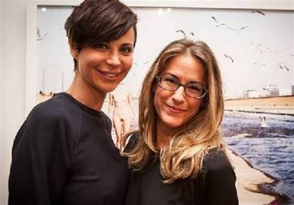 Brooke Daniells Wikipedia: Relationship with Catherine Bell.
