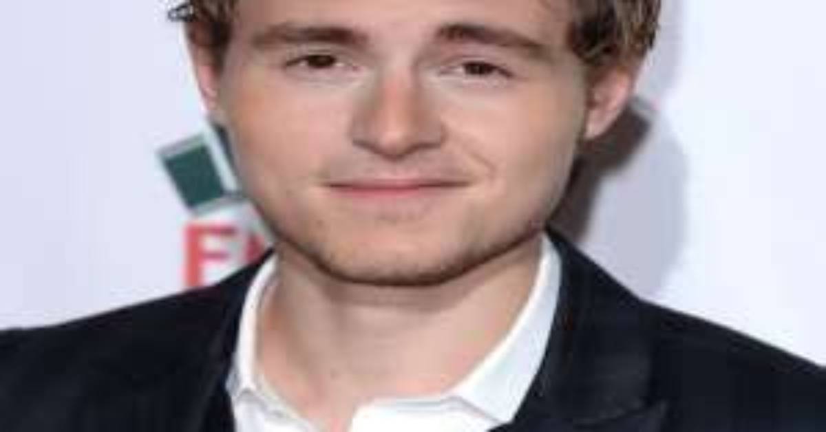 Callan Mcauliffe Bio, Age, Family, Girlfriend, Height, Net Worth, Movies
