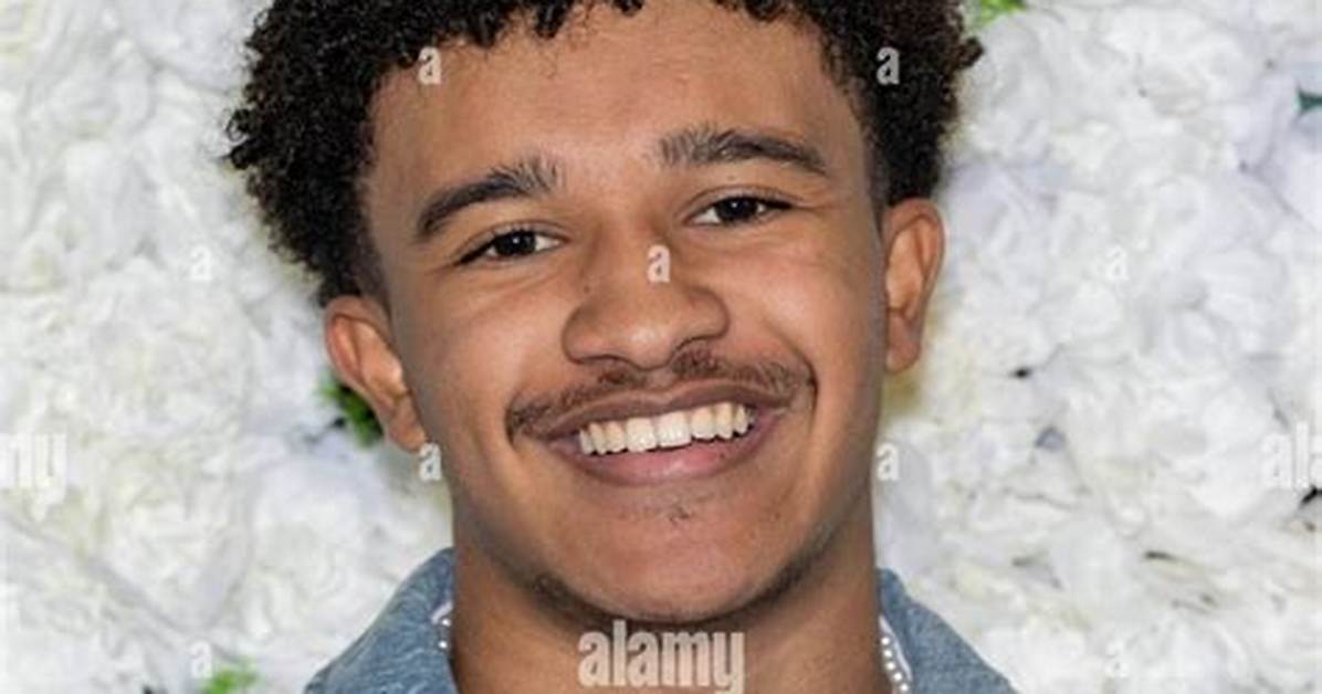 Cameron J. Wright Net Worth 2024