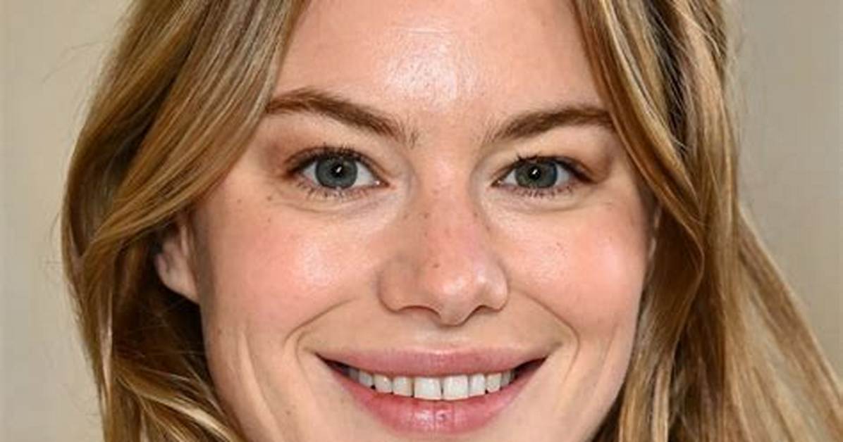 Camille Rowe