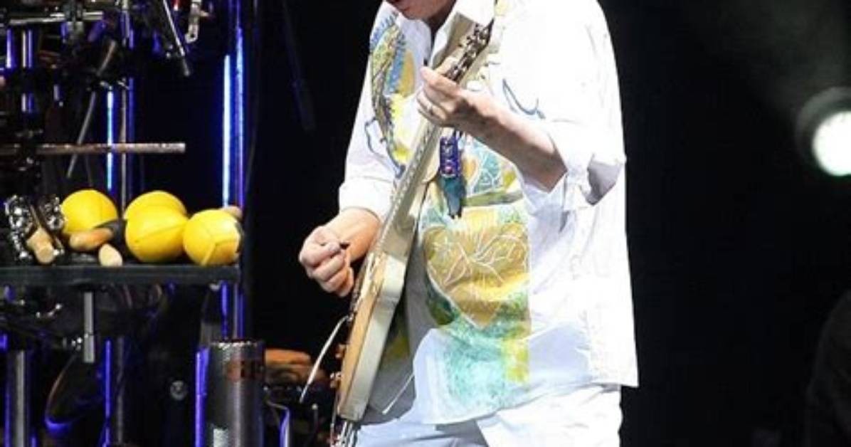 Can Carlos Santana Sing?
