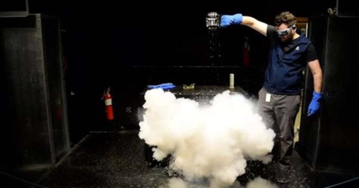 Can Liquid Nitrogen Be Sprayed
