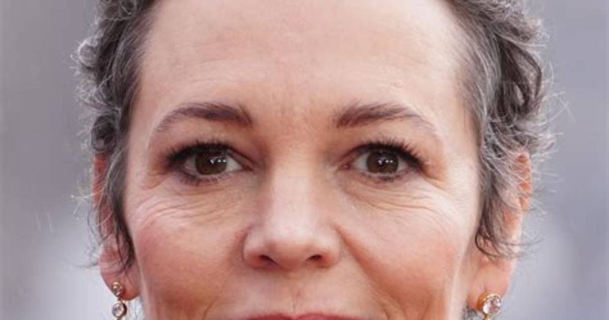 Can Olivia Colman Sing?